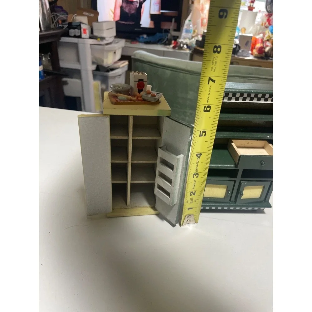 Dollhouse Furniture 1:12 Melissa & Doug Storage Closet Food Pantry Cupboard